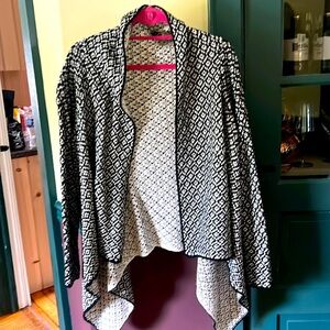 Women’s cardigan o/s sweater